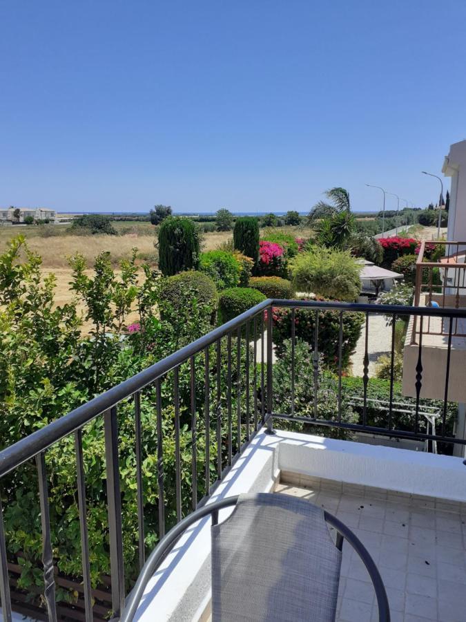Beautiful 2-Bed House In Mandria Paphos Villa Exterior foto